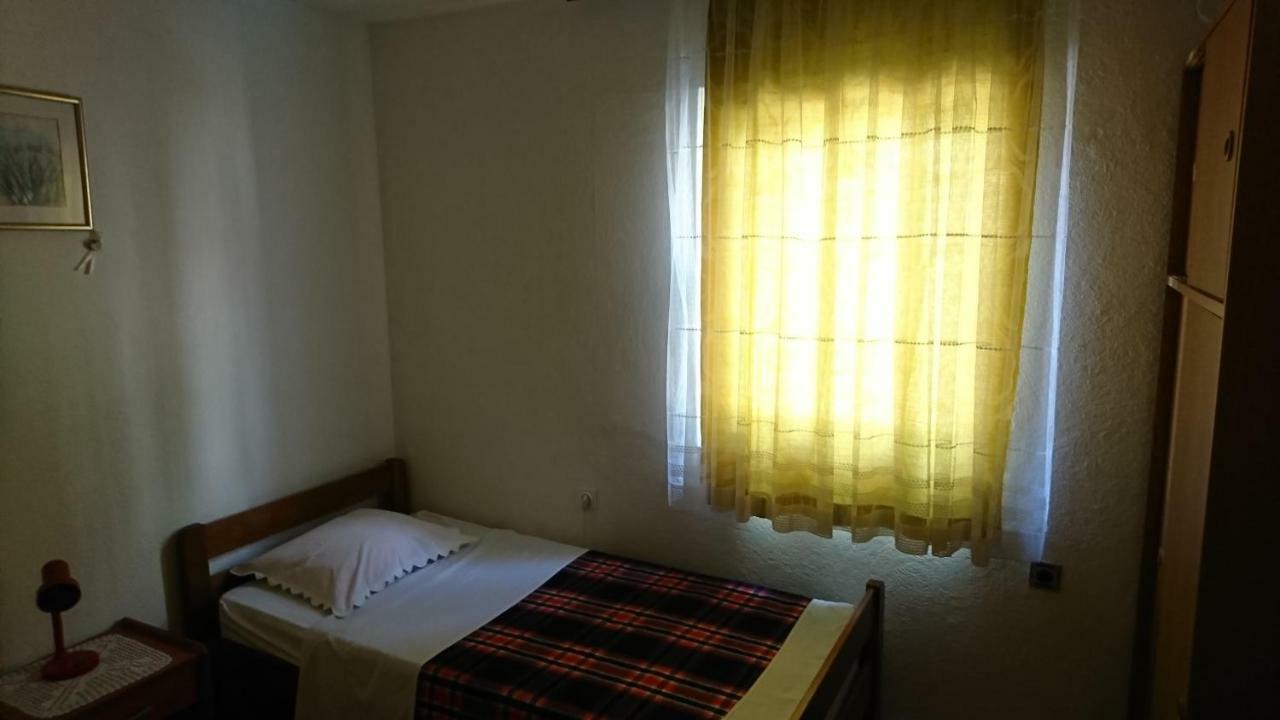 Apartmani Kocka Primošten Exterior foto